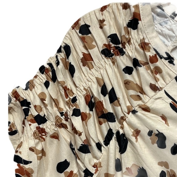 Xieerduo Cream Black and Brown Short Sleeve Rouche Sleeve Blouse Top NWT - Picture 4 of 5